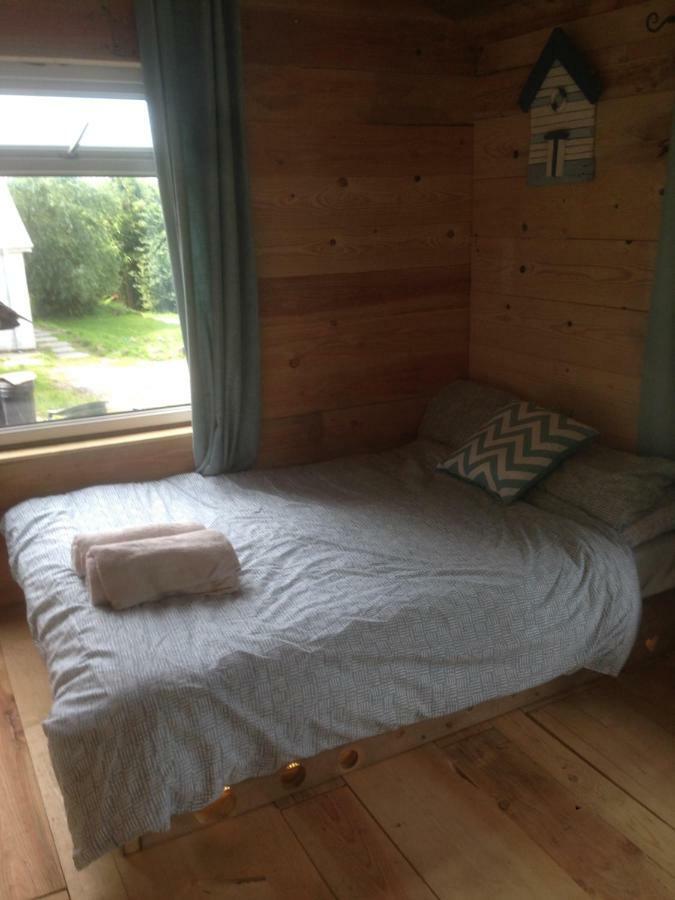 Hygge Hut Appartement Pembroke Buitenkant foto