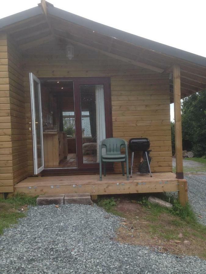 Hygge Hut Appartement Pembroke Buitenkant foto